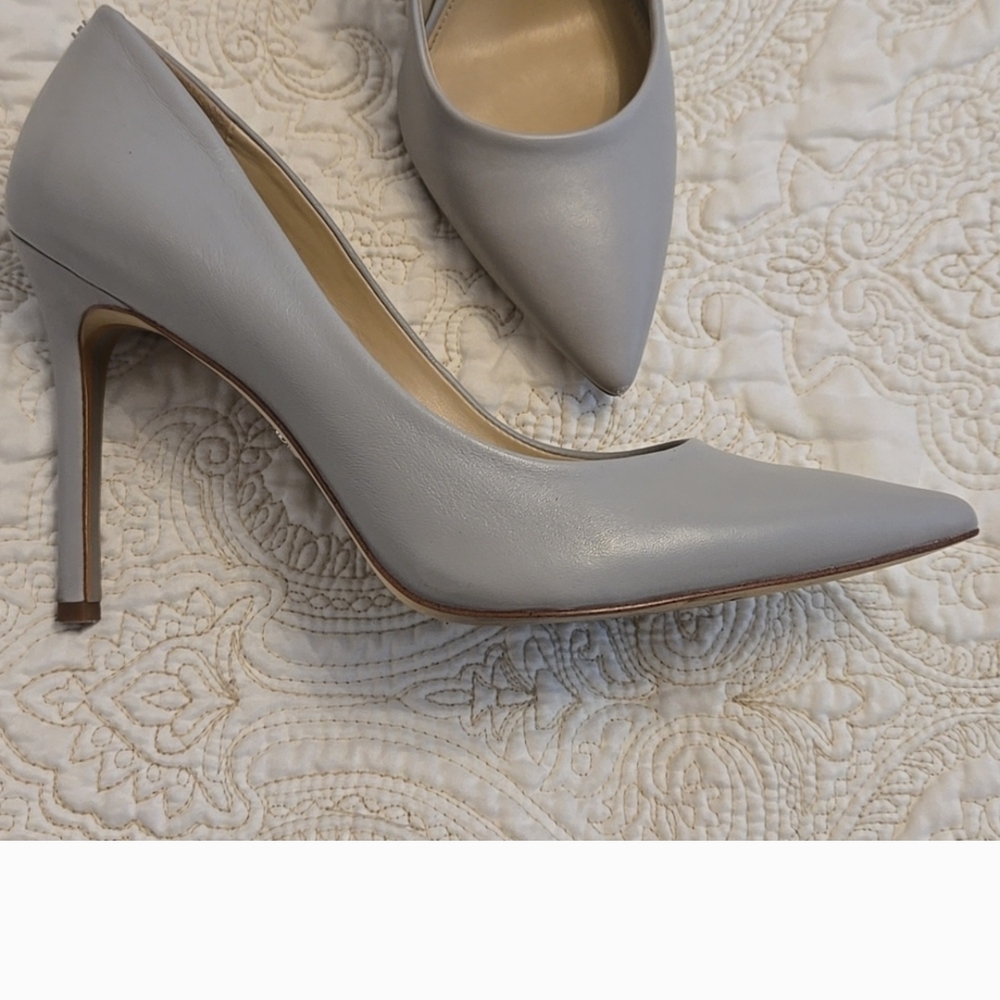 Elegant Gray Women's Heels